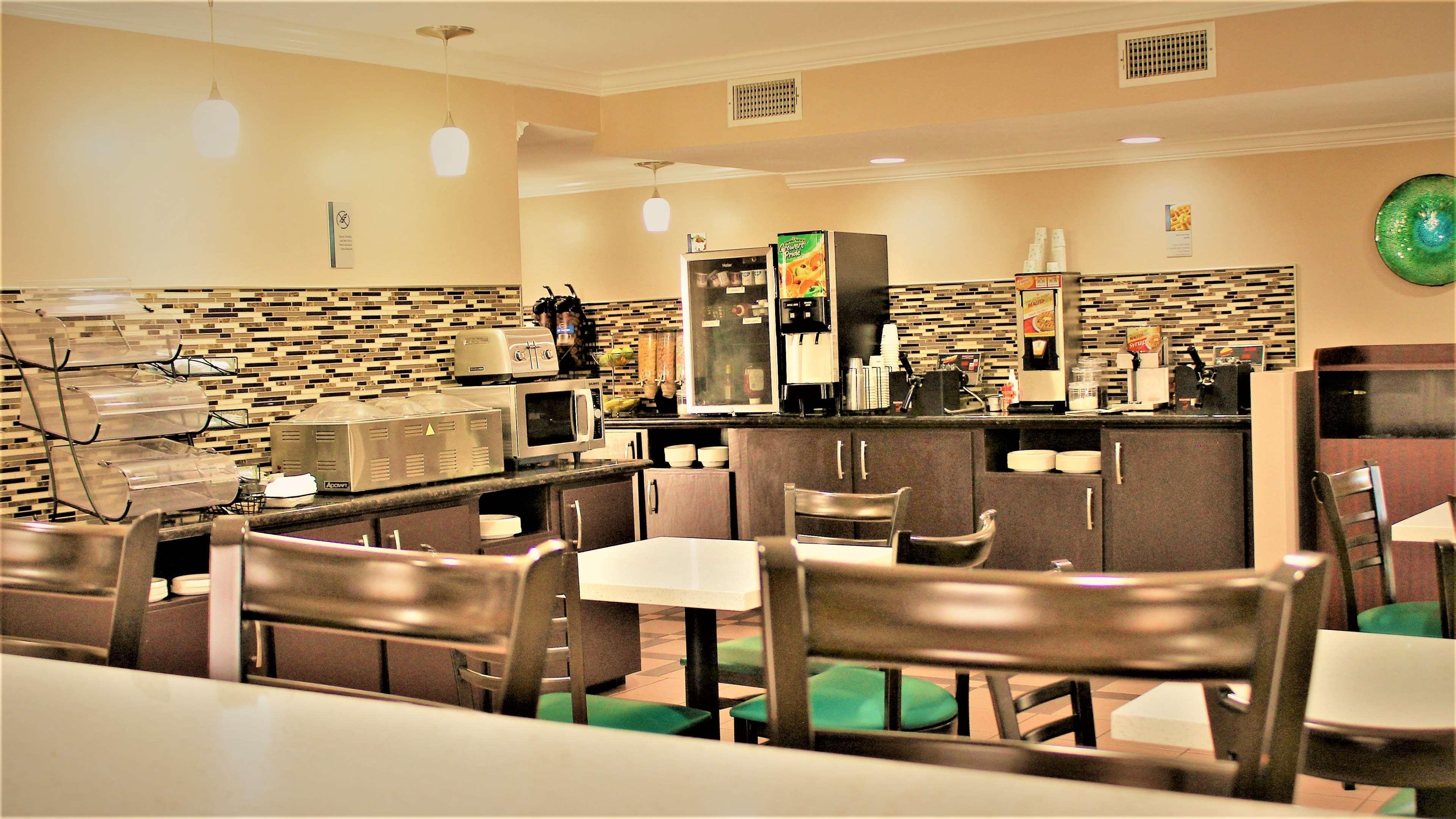 Best Western Inn Of Nacogdoches Exterior photo