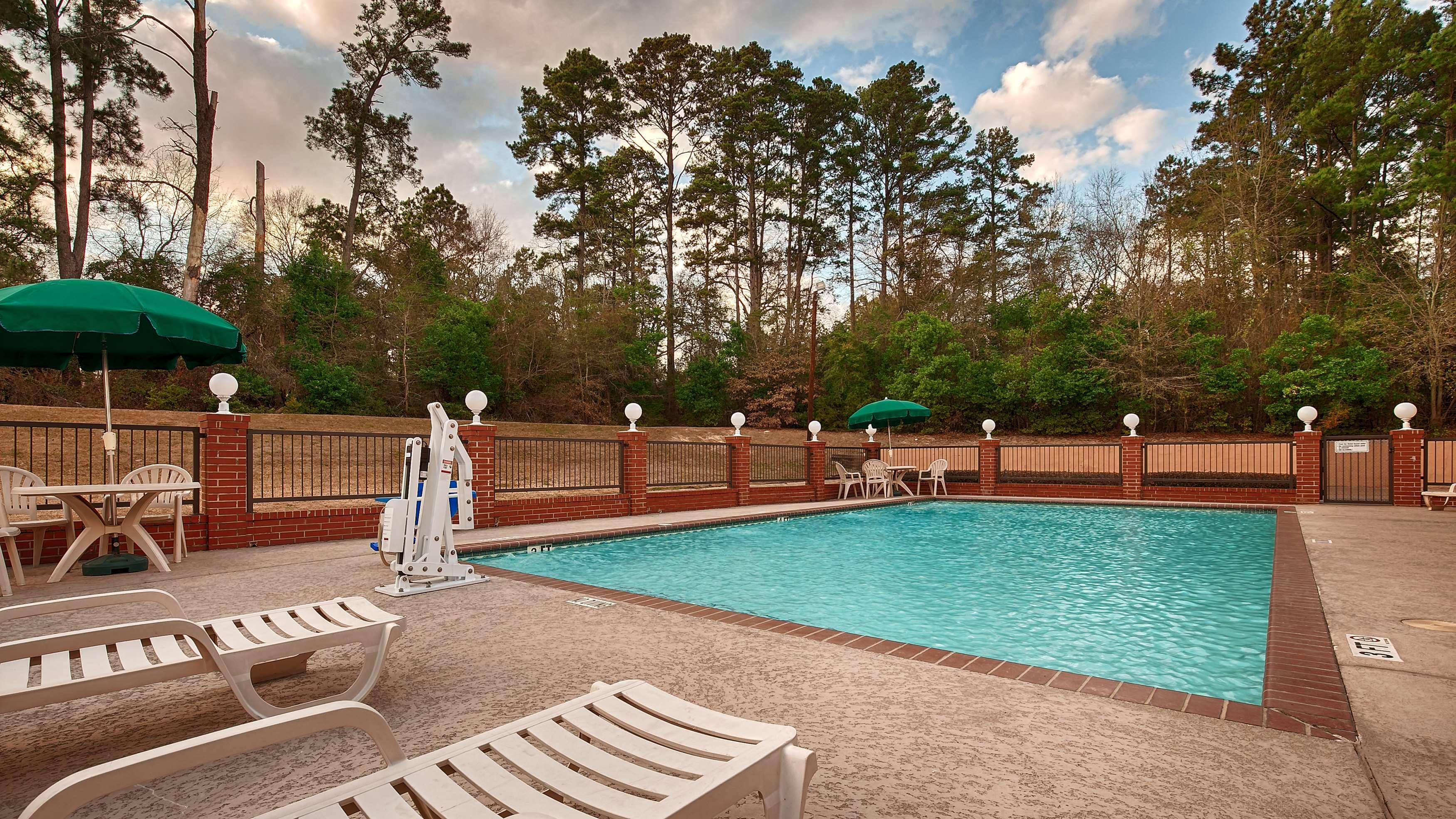 Best Western Inn Of Nacogdoches Exterior photo