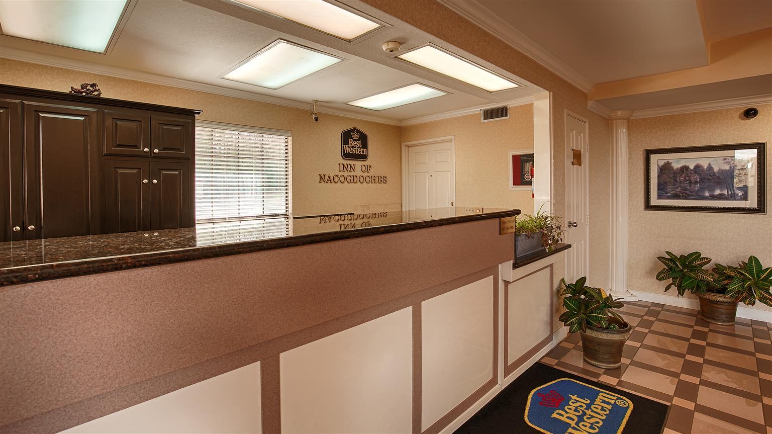 Best Western Inn Of Nacogdoches Exterior photo