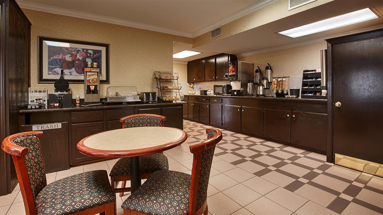 Best Western Inn Of Nacogdoches Exterior photo