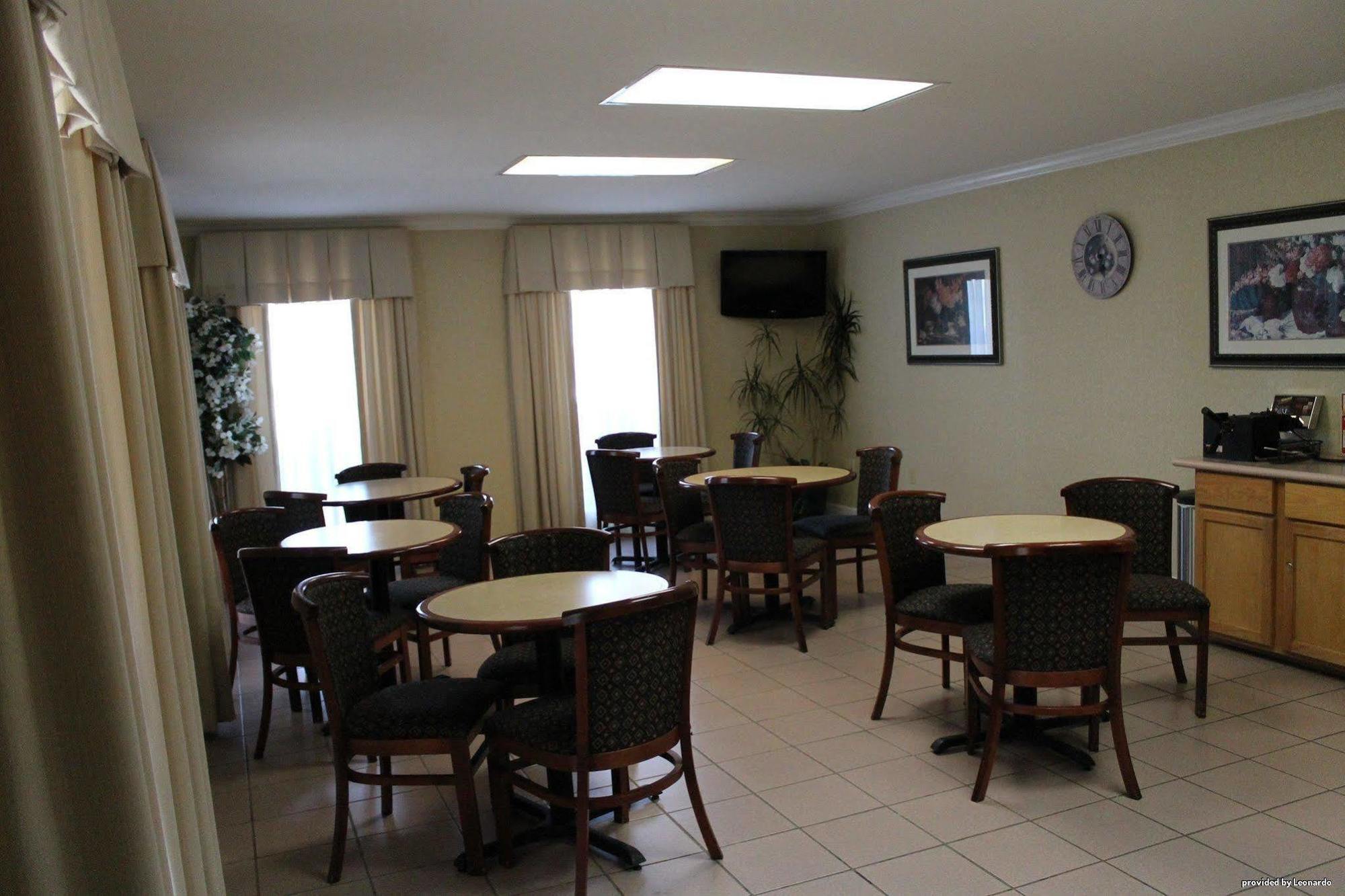 Best Western Inn Of Nacogdoches Restaurant photo