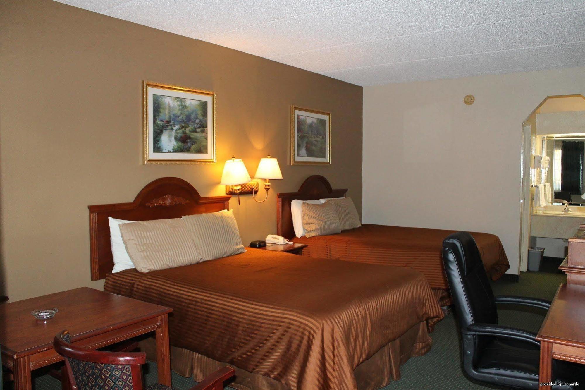 Best Western Inn Of Nacogdoches Exterior photo